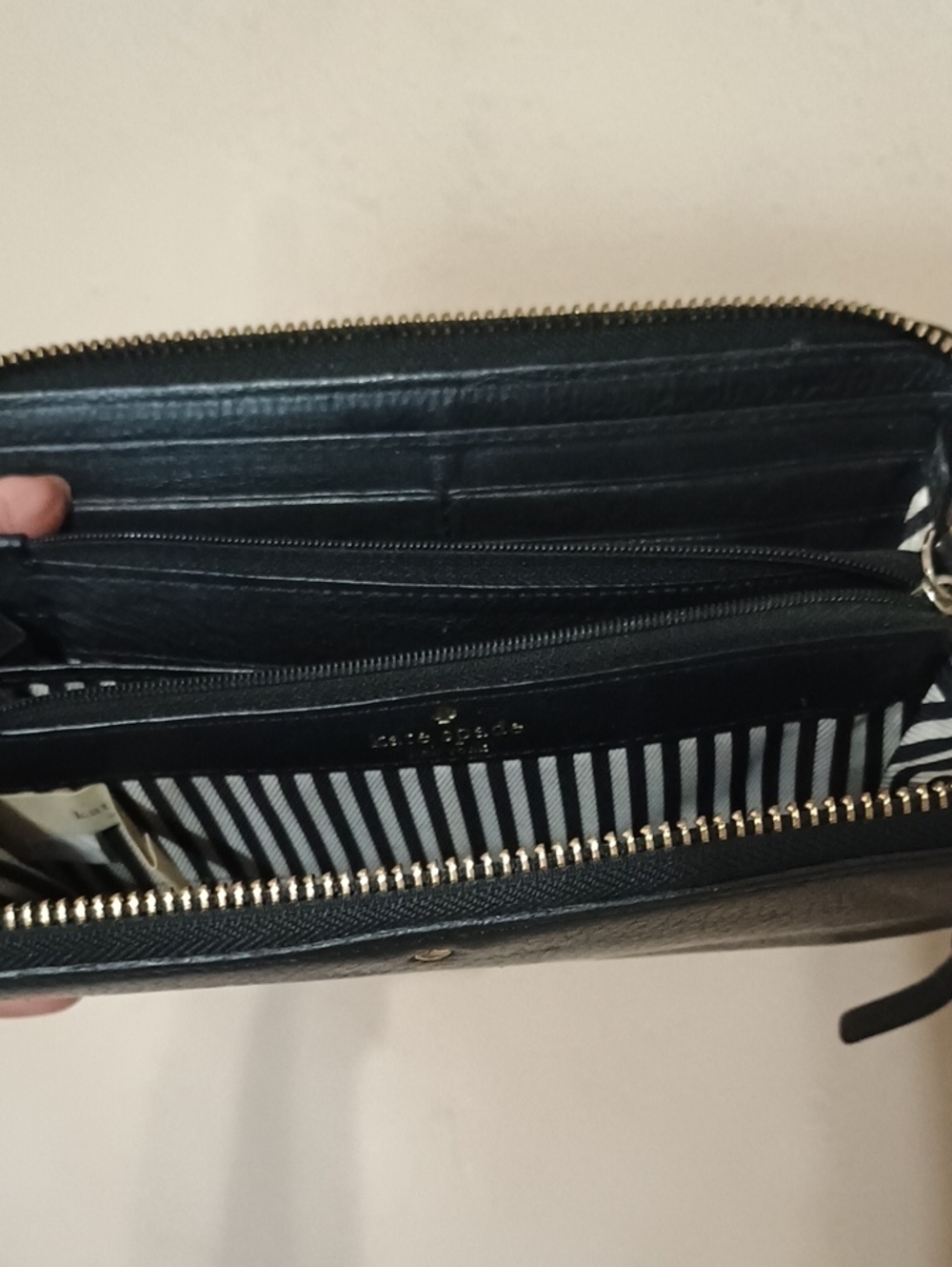Kate Spade Wallet - Picture 3 of 4